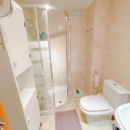 Stylish With Panoramic Sea View & Large Terrace! アパート *
